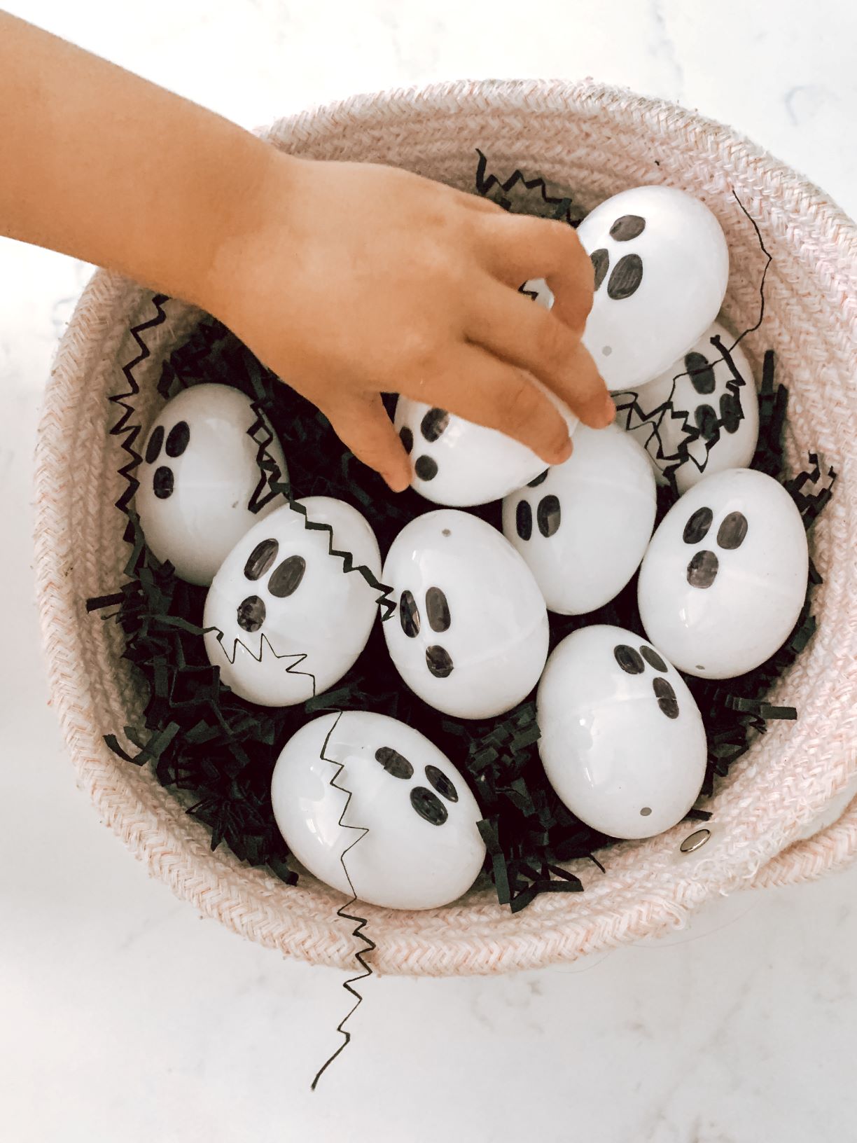 halloween-egg-hunt-eggs-5